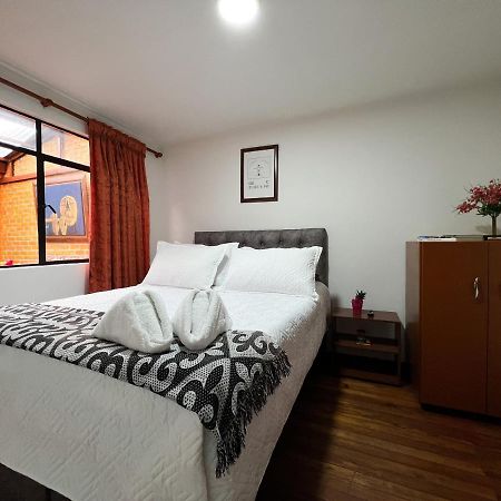 Hostal Casa Del Cafe Bogota Bagian luar foto