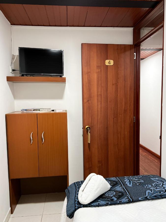 Hostal Casa Del Cafe Bogota Bagian luar foto